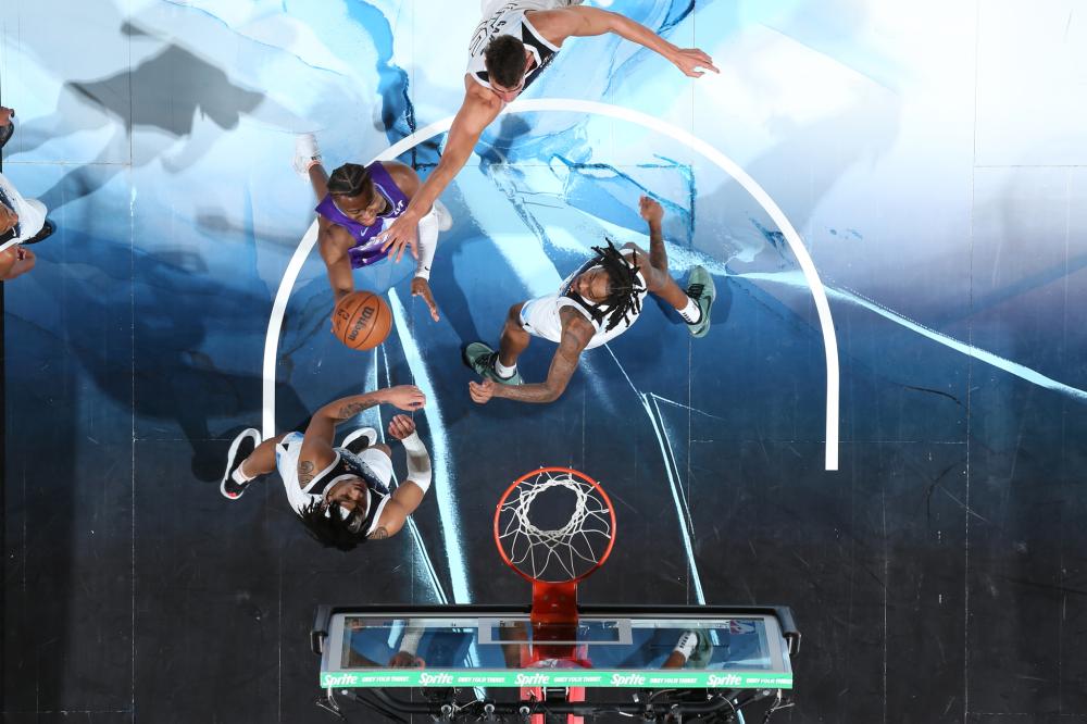 回顾里夫斯 回顾里夫斯